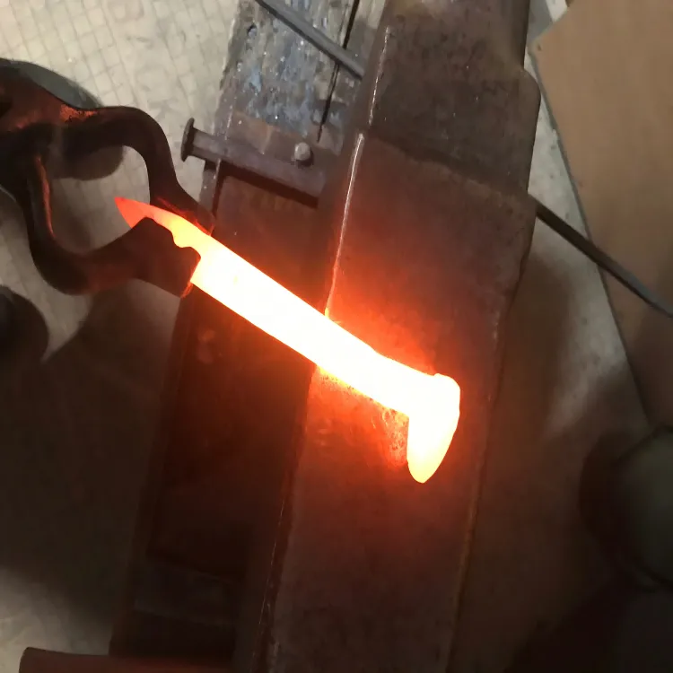 चीन रेल ट्रैक डॉग स्पाइक्स Q235